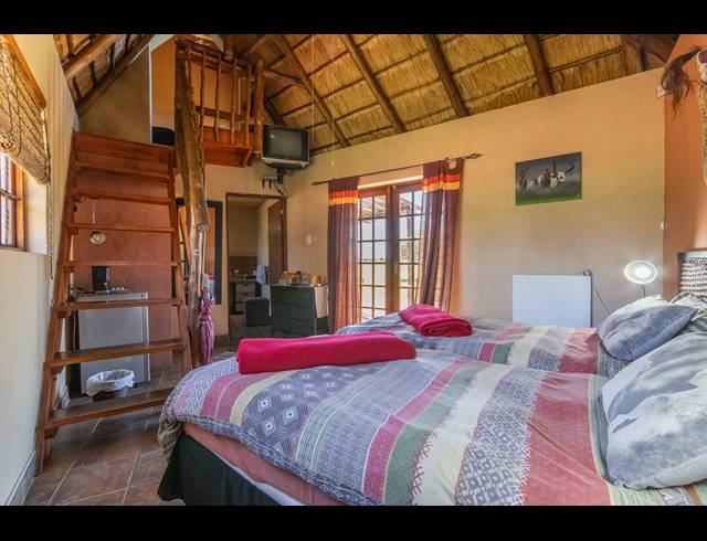 8 BEDROOM BED & BREAKFAST FOR SALE IN MOOILANDE